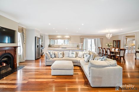 Property photo of 6 Connemarra Circuit Melton VIC 3337