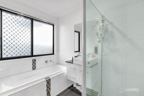 Property photo of 20 Greentrees Terrace Springfield Lakes QLD 4300