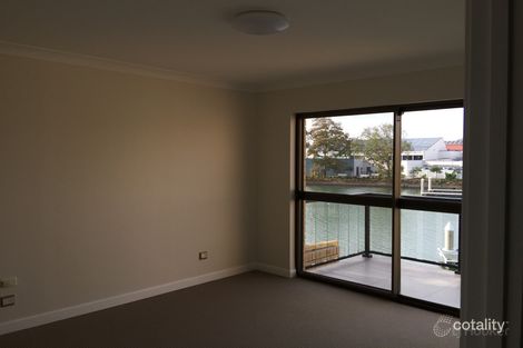 Property photo of 1/112 Bayview Street Runaway Bay QLD 4216