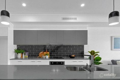 Property photo of 2/49-51 Murarrie Road Murarrie QLD 4172