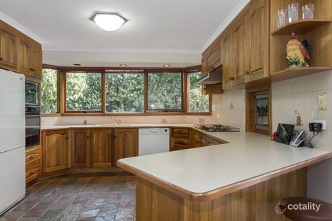 Property photo of 18 Greendale Court Narre Warren VIC 3805