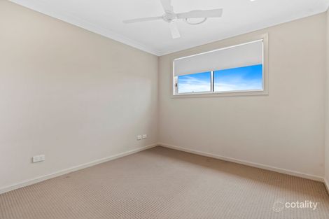 Property photo of 13/52A Atlantic Boulevard Glenfield NSW 2167