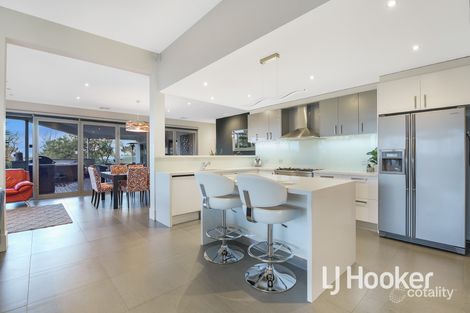 Property photo of 30 Thwaites Road Pakenham VIC 3810