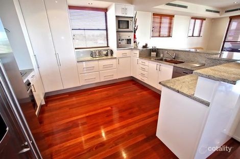 Property photo of 37 Trequanda Place Bridgeman Downs QLD 4035