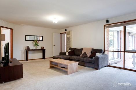 16 Canterbury Rd, Montrose, VIC 3765