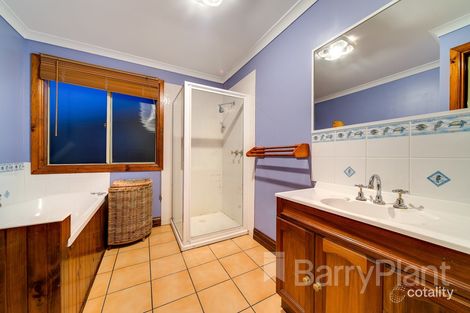 Property photo of 10 Main Street Nar Nar Goon VIC 3812