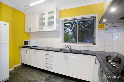 Property photo of 380 Waverley Road Mount Waverley VIC 3149