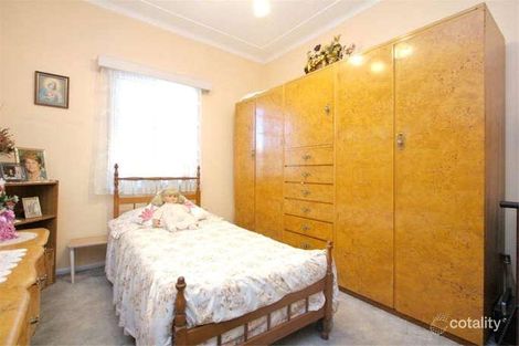 Property photo of 2 Boyne Avenue Pendle Hill NSW 2145