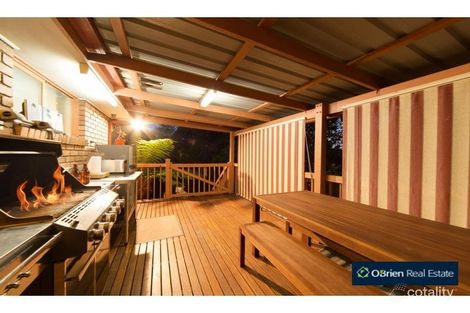 Property photo of 15 Bianco Court Cranbourne North VIC 3977