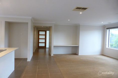 Property photo of 27 Kondalilla Drive Truganina VIC 3029