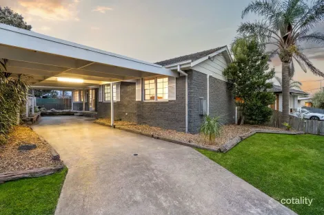 12 KARANA AVE, GROVEDALE, VIC 3216