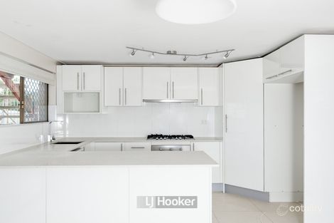 Property photo of 7 Paringa Court Hillcrest QLD 4118