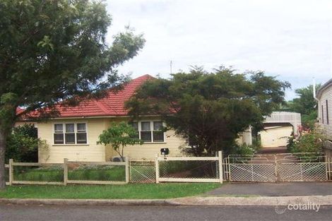 7 Edward St, North Toowoomba, QLD 4350