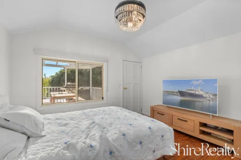 Property photo of 4 Bennett Place Castle Hill NSW 2154