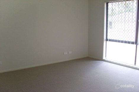 Property photo of 10 Treeline Place Durack QLD 4077