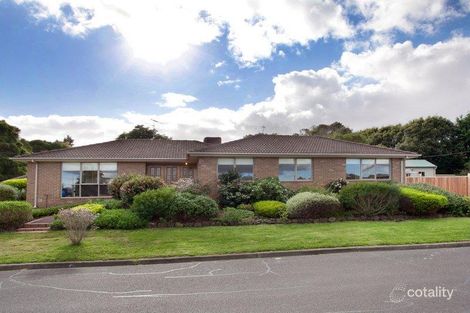 13 Amelia Ave, Mornington, VIC 3931