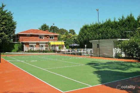 Property photo of 18 Chapman Court Mooroolbark VIC 3138