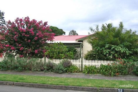 52 Bambil Cres, Dapto, NSW 2530