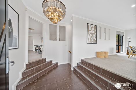 Property photo of 177 Bicentennial Drive Jerrabomberra NSW 2619