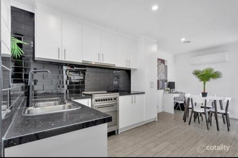 Property photo of 18 Berkeley Crescent Altona North VIC 3025