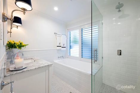 Property photo of 6 Ripon Street Coorparoo QLD 4151