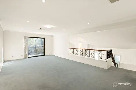 Property photo of 22 Ridgehaven Place Norwest NSW 2153