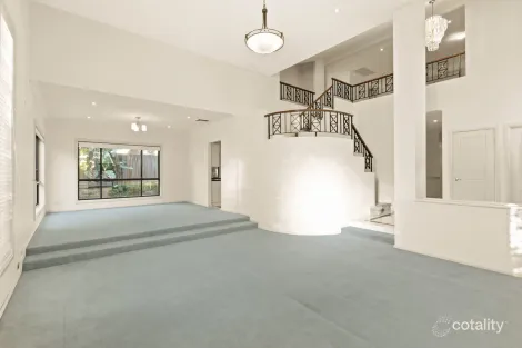 Property photo of 22 Ridgehaven Place Norwest NSW 2153