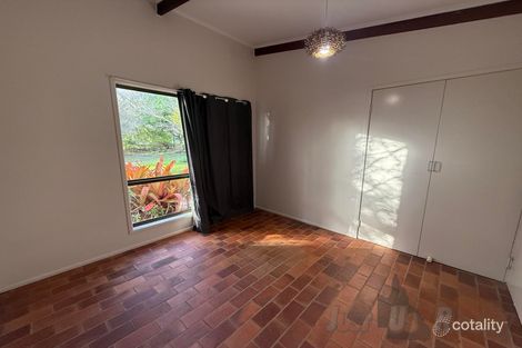Property photo of 37 Amaroo Crescent Innes Park QLD 4670