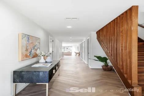 Property photo of 25A Newcomen Road Springvale VIC 3171