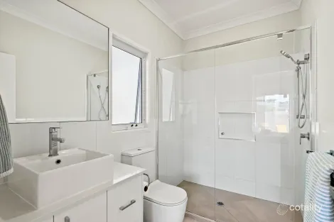 Property photo of 7 Binda Place Bundall QLD 4217