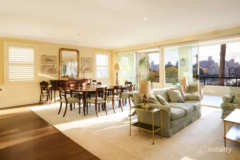 Property photo of 2/5 Goomerah Crescent Darling Point NSW 2027