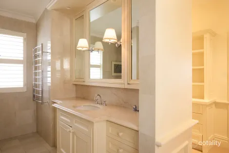 Property photo of 2/5 Goomerah Crescent Darling Point NSW 2027