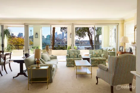 Property photo of 2/5 Goomerah Crescent Darling Point NSW 2027