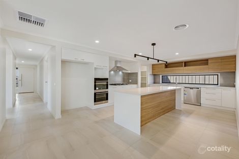 Property photo of 13 Hearst Court Wodonga VIC 3690