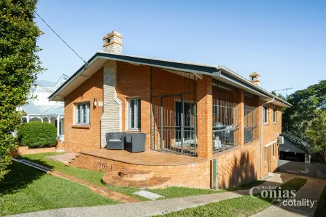 Property photo of 46 Royal Parade Alderley QLD 4051