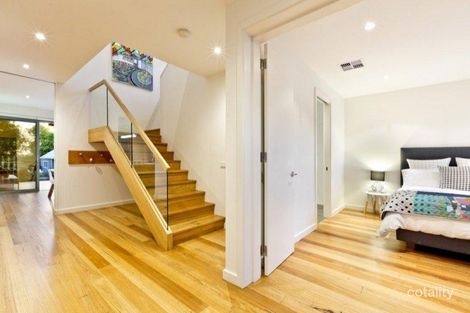 Property photo of 9 Hill Mews Eltham VIC 3095