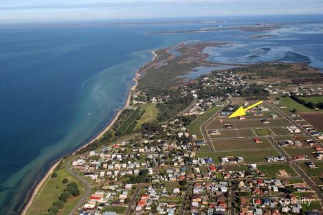 9 Two Bays Dr, St Leonards, VIC 3223