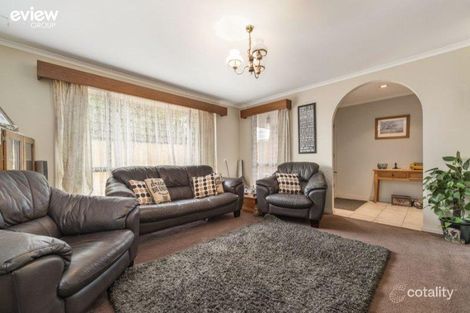 Property photo of 13 Ryan Street Seaford VIC 3198