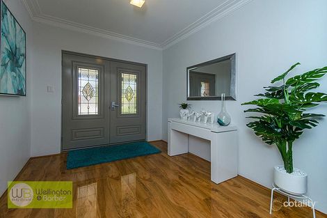 Property photo of 4 Pacific Avenue Atwell WA 6164