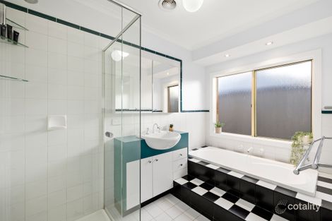 Property photo of 80 Buckingham Drive Rowville VIC 3178