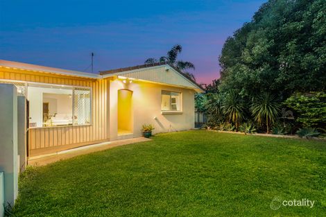 Property photo of 18 Chester Terrace Southport QLD 4215