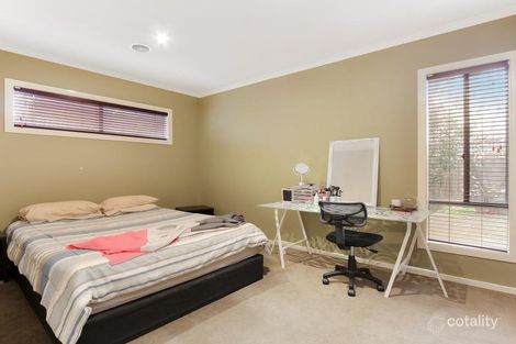 Property photo of 7 Satin Street Cranbourne VIC 3977