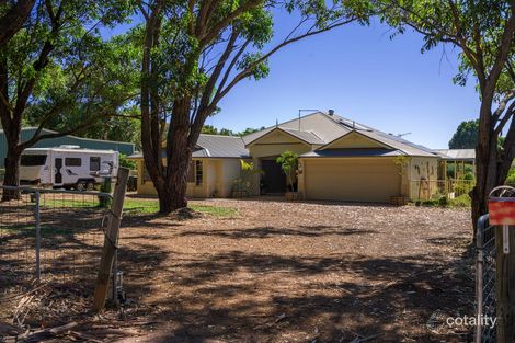 Property photo of 11 Arania Place Bedfordale WA 6112