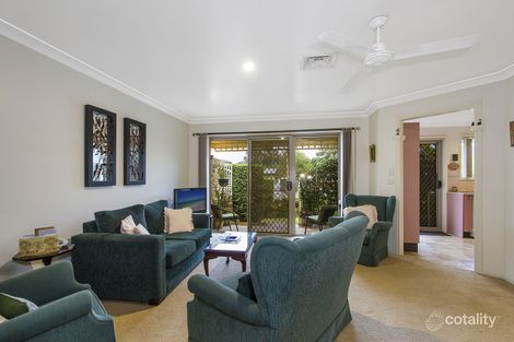 Property photo of 2/12-20 Kinarra Avenue Wyoming NSW 2250