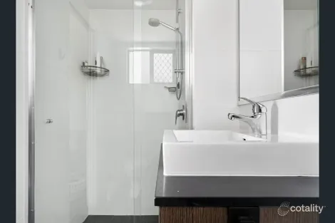 Property photo of 4/11 View Street Chermside QLD 4032