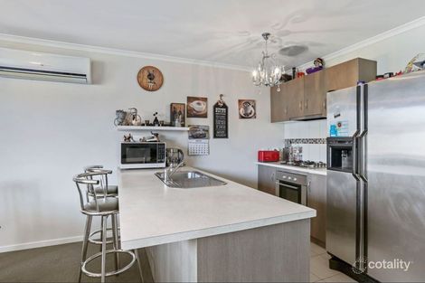 Property photo of 5 Tyndall Street Cranbourne East VIC 3977