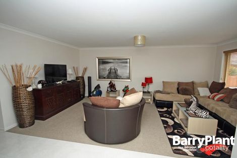 Property photo of 13 Rieniets Way Yinnar VIC 3869