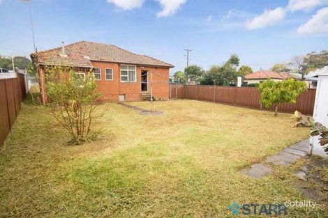 Property photo of 25 Fairfield Road Woodpark NSW 2164