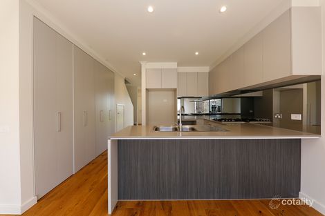 Property photo of 10 Mulberry Walk Wantirna South VIC 3152