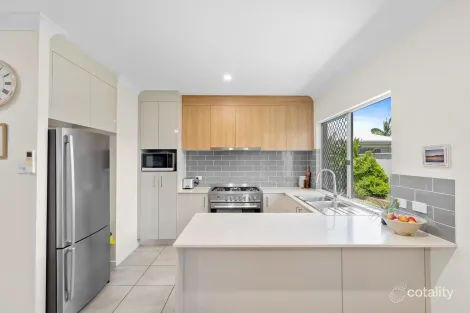 Property photo of 1/12 Northcote Street Trinity Park QLD 4879